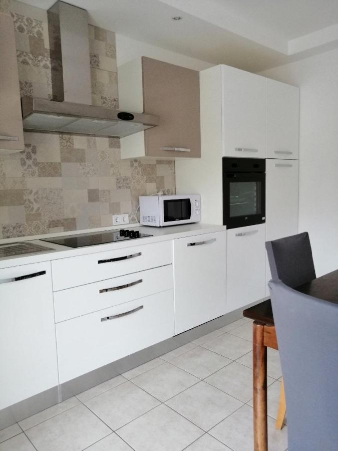 Apartments Simona Лопар Екстер'єр фото