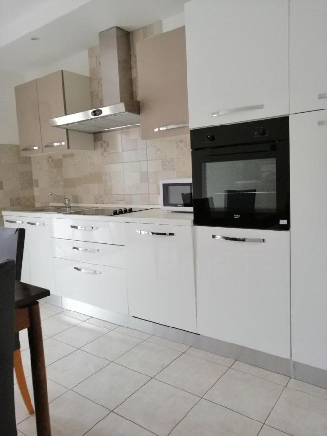 Apartments Simona Лопар Екстер'єр фото