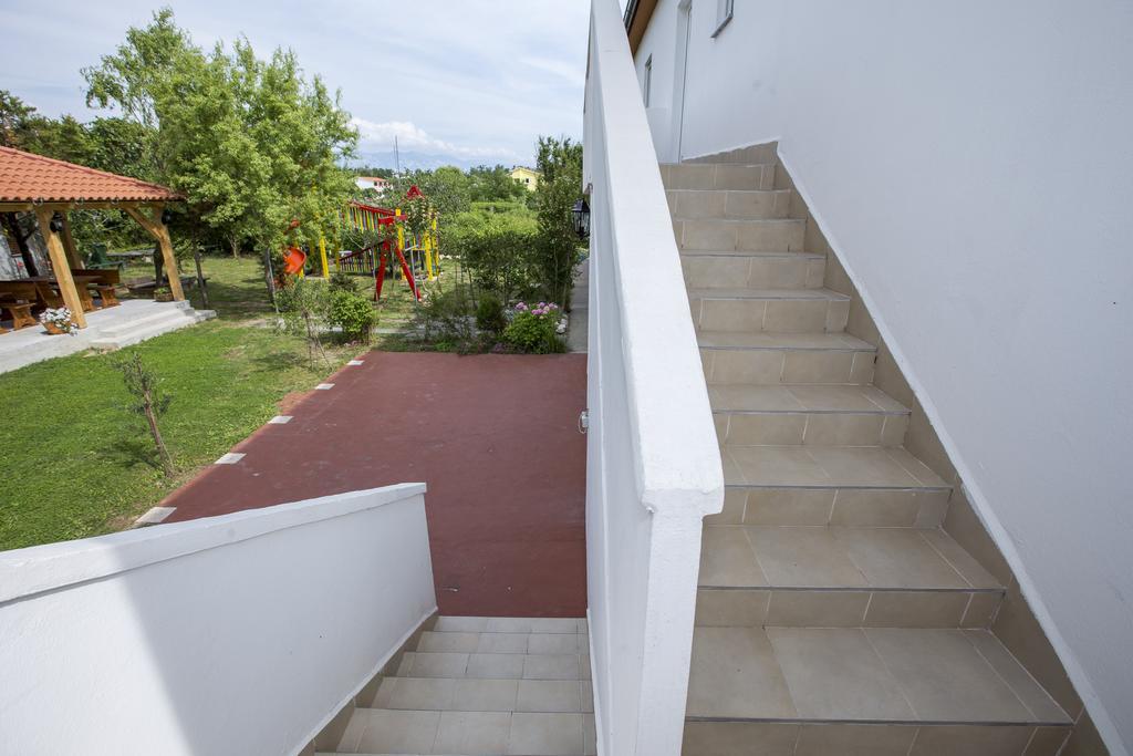 Apartments Simona Лопар Екстер'єр фото