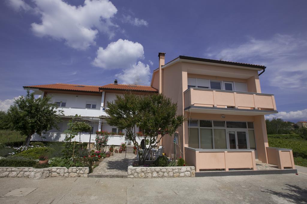 Apartments Simona Лопар Екстер'єр фото